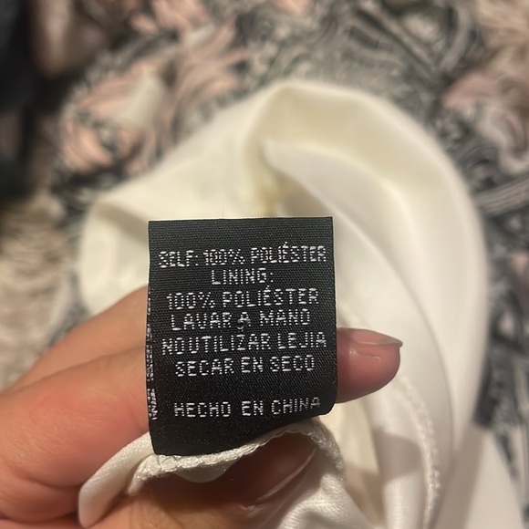 𝅺WINDSOR Black & Cream‎ Dress - Picture 7 of 9